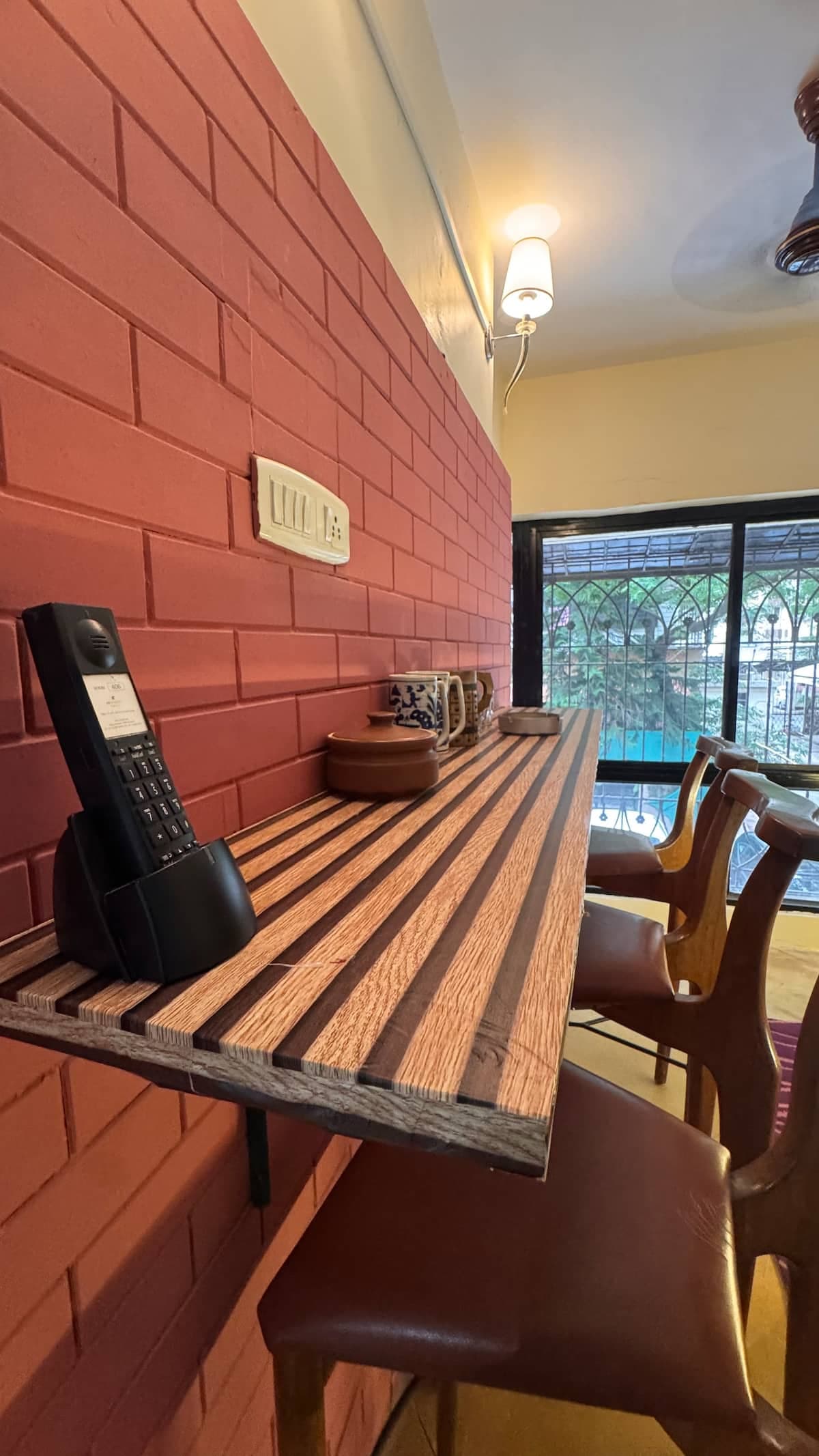 Furnished Vintage 2BHK Apartment, Andheri West, photo 4